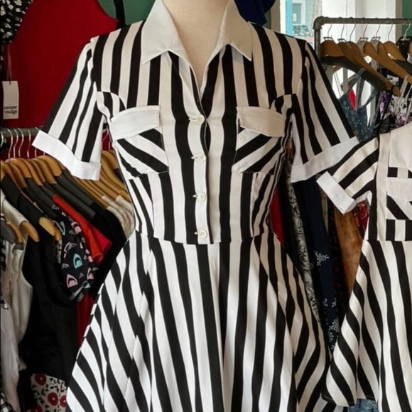 orchid bloom Dresses & Skirts - Orchid bloom rockabilly dress